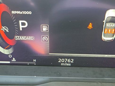 Used 2025 Nissan Rogue Platinum w/ Platinum Premium Package FWD image 25