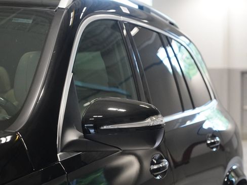 New 2026 Mercedes-Benz GLS 63 AMG 4MATIC image 9