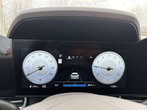 Used 2024 Hyundai Elantra SEL w/ Convenience Package image 15