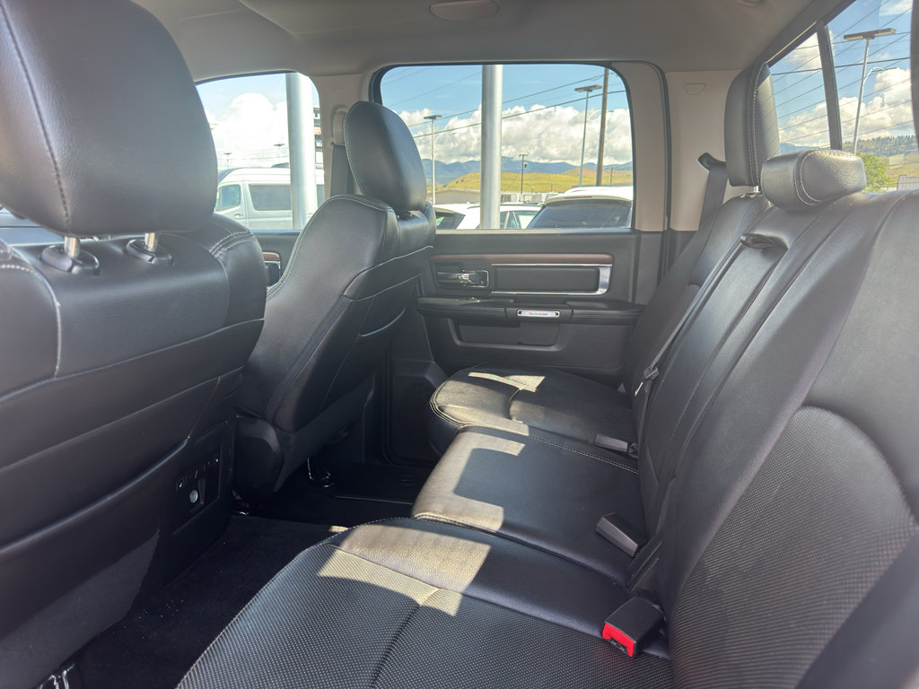 Used 2016 RAM 1500 Laramie w/ Convenience Group AWD/4WD image 8