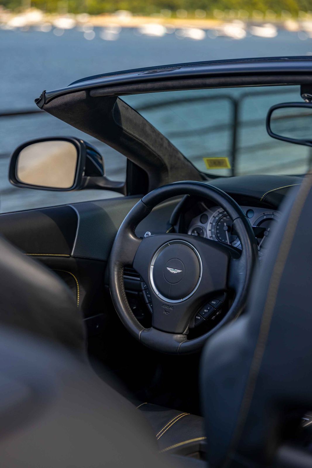 Used 2013 Aston Martin DB9 Volante RWD image 61
