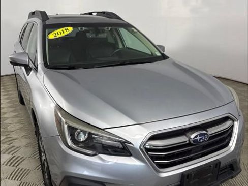 Used 2018 Subaru Outback 2.5i Limited AWD/4WD image 1