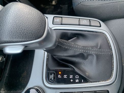 Used 2022 Kia Seltos LX image 14