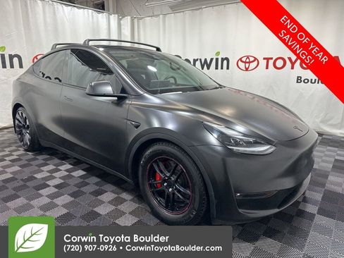 Used 2023 Tesla Model Y Long Range image 1