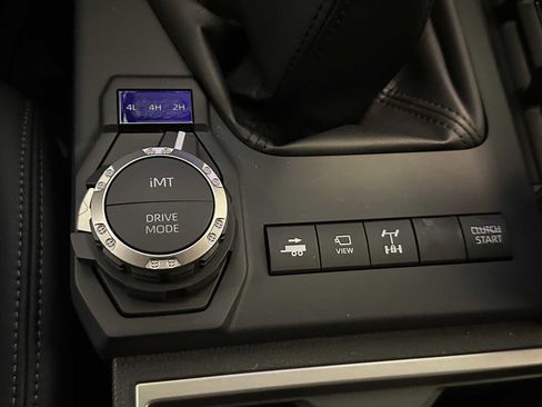 New 2026 Toyota Tacoma TRD Off-Road AWD/4WD image 17