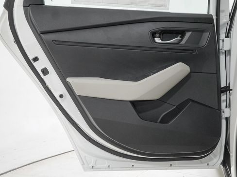 New 2026 Honda Accord LX image 39