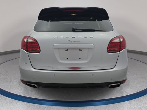 Used 2012 Porsche Cayenne AWD/4WD image 6