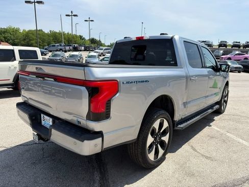 Used 2022 Ford F150 Lightning Platinum AWD/4WD image 7