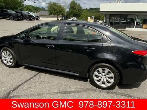 Used 2020 Toyota Corolla LE FWD image 7