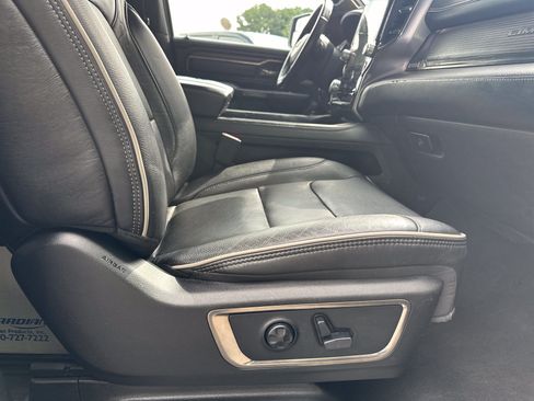 Certified 2020 RAM 1500 Limited w/ Black Appearance Package AWD/4WD image 17