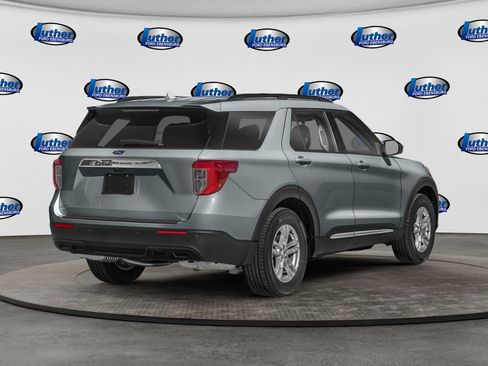 Used 2024 Ford Explorer XLT w/ Equipment Group 202A AWD/4WD image 2