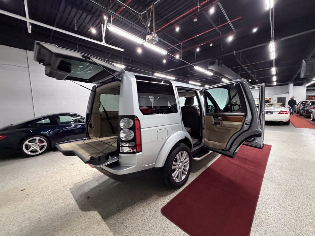 Used 2016 Land Rover LR4 HSE LUX AWD/4WD image 65