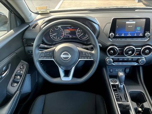 Certified 2024 Nissan Sentra SV image 5