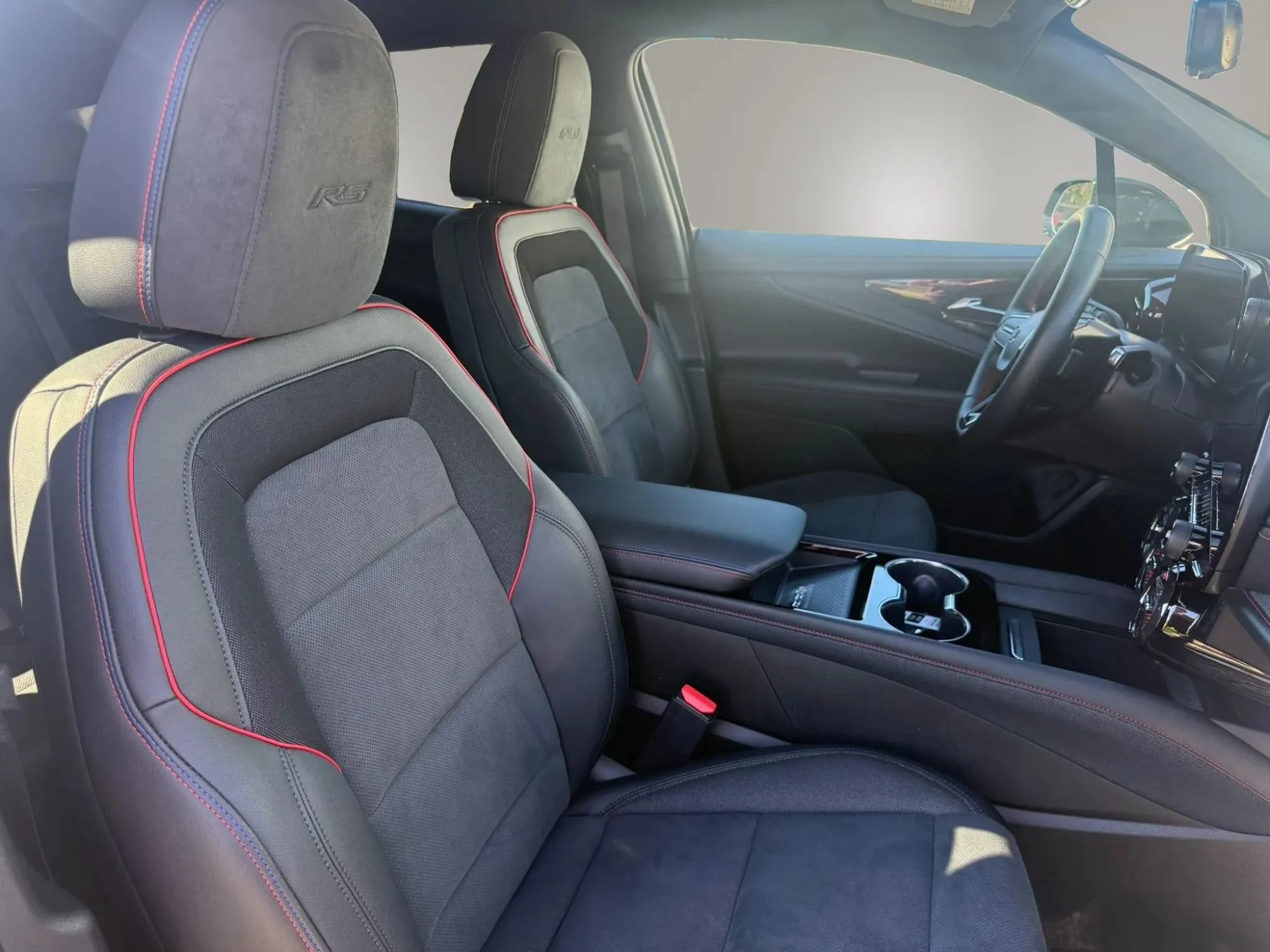 Used 2024 Chevrolet Blazer EV RS AWD/4WD image 27