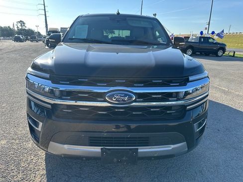 Used 2023 Ford Expedition Max Limited RWD image 2