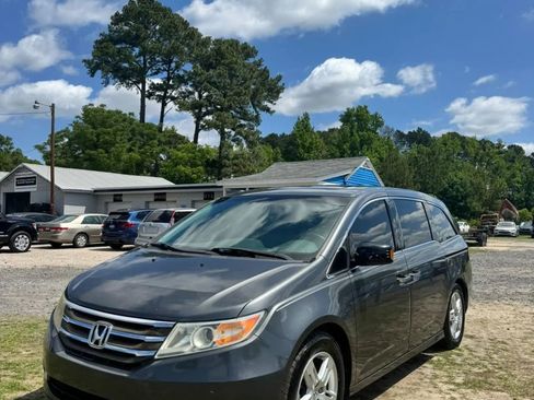 Used 2012 Honda Odyssey Touring image 4