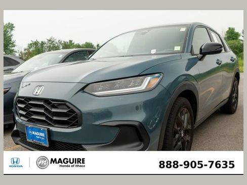 Used 2024 Honda HR-V Sport image 1