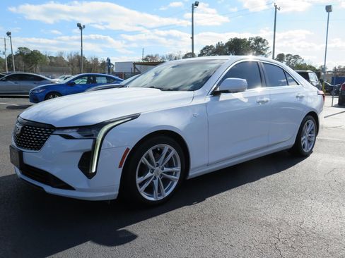 Used 2021 Cadillac CT4 Luxury w/ Cold Weather Package image 8