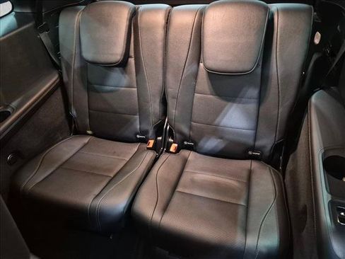 Certified 2023 Mercedes-Benz GLS 450 4MATIC image 21