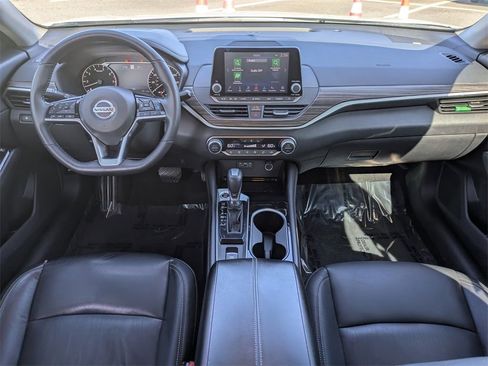 Used 2022 Nissan Altima 2.5 SL FWD image 12