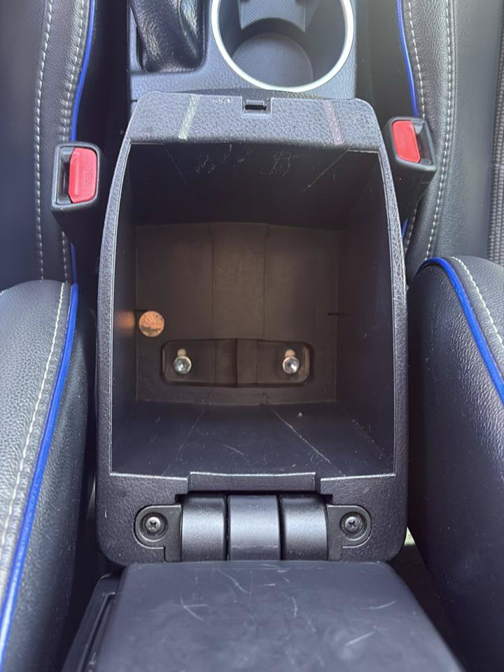 Used 2017 Toyota Corolla SE w/ Carpet Mat Package (TMS) FWD image 31