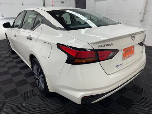 Used 2025 Nissan Altima 2.5 SV AWD/4WD image 8