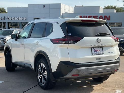 Used 2023 Nissan Rogue SV w/ SV Premium B Package AWD/4WD image 6