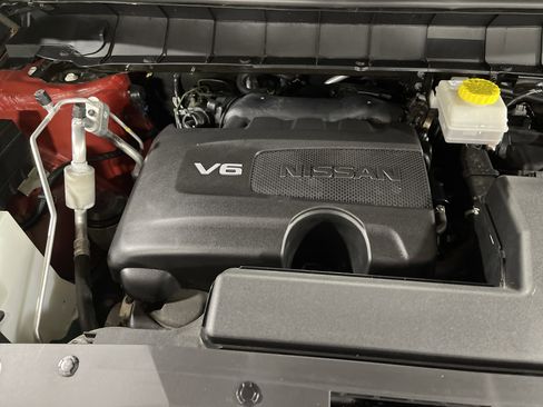 Used 2023 Nissan Pathfinder Platinum w/ Cargo Package image 19