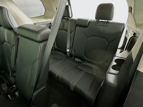 Used 2024 Honda Pilot EX-L image 28