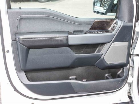 Used 2022 Ford F150 Lariat w/ Equipment Group 501A Mid image 26