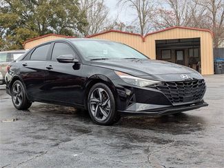 Used 2023 Hyundai Elantra SEL w/ Convenience Package video 1
