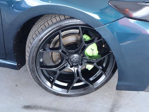 Used 2021 Toyota Camry XSE image 3