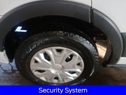 Certified 2022 Ford Transit 350 XLT RWD image 4