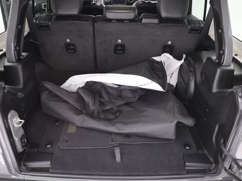 Used 2023 Jeep Wrangler Unlimited Rubicon 4xe w/ Steel Bumper Group image 29