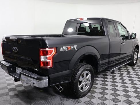 Used 2018 Ford F150 XLT w/ Equipment Group 302A Luxury image 8