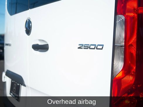 Used 2025 Mercedes-Benz Sprinter 2500 image 19