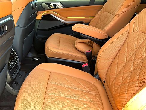 New 2027 BMW X7 xDrive40i AWD/4WD image 16