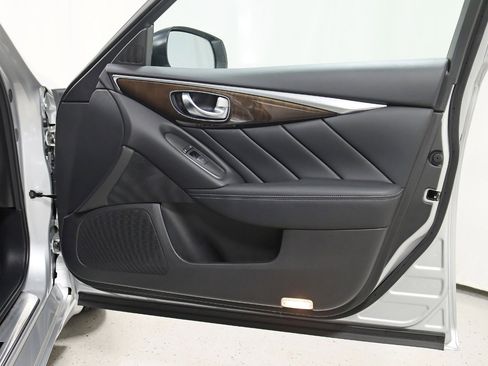 Used 2019 INFINITI Q50 Luxe w/ Essential Package (3.0T Luxe) image 29