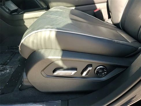 New 2026 Acura RDX SH-AWD w/ Advance Package image 16