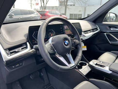 Used 2026 BMW X1 xDrive28i w/ Convenience Package AWD/4WD image 4