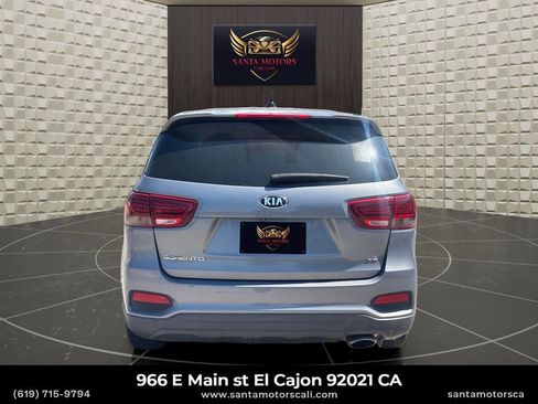 Used 2020 Kia Sorento AWD V6 image 8