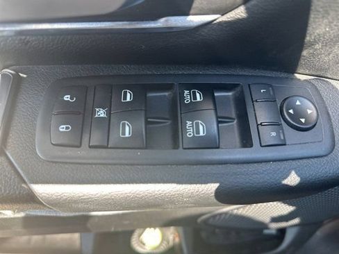 Used 2019 RAM 1500 Big Horn AWD/4WD image 15
