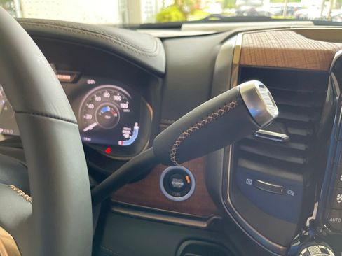 New 2023 RAM 3500 Limited image 8