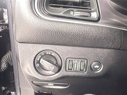 Used 2016 Dodge Challenger R/T Scat Pack image 28