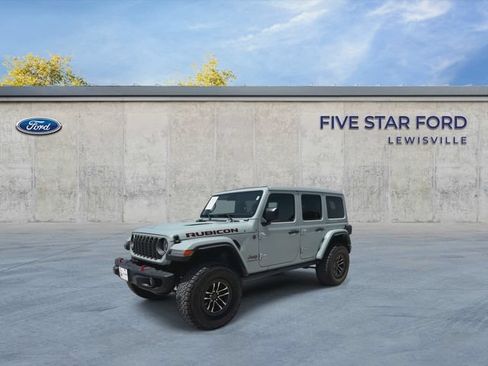 Used 2024 Jeep Wrangler Unlimited Rubicon AWD/4WD image 4