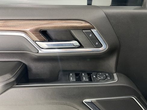 Used 2024 Chevrolet Silverado 2500 LT image 20