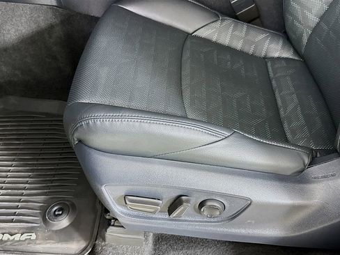 Certified 2025 Toyota Tacoma TRD Sport w/ TRD Sport Premium Package image 22