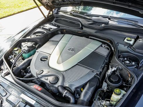 Used 2009 Maybach 62 image 16