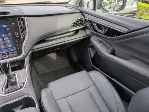 Used 2024 Subaru Outback Limited image 16