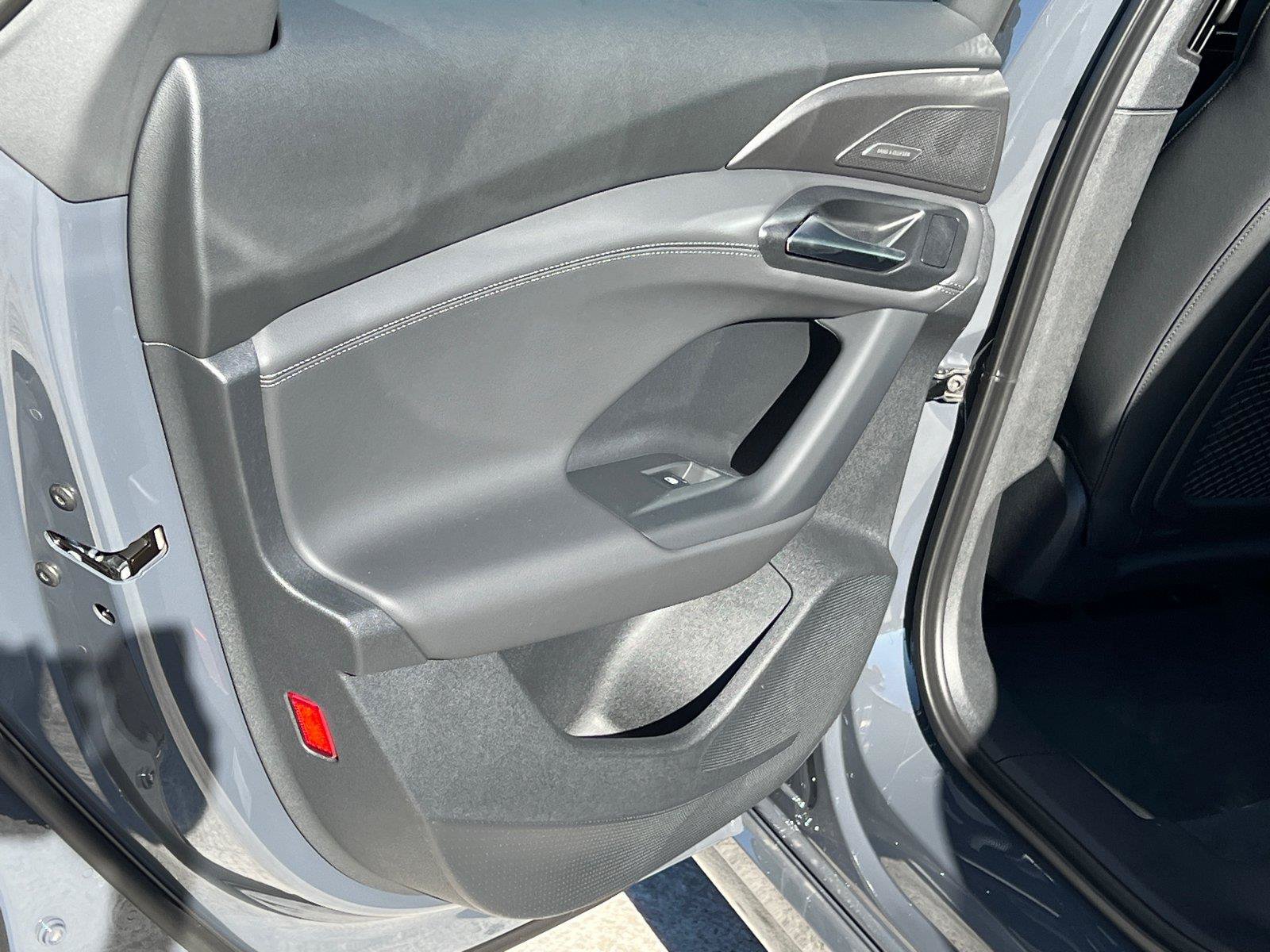 New 2027 Audi A6 e-tron Premium Plus AWD/4WD image 15